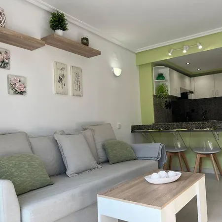 Center-pool-relax-2bed-portaventura-aa9 Salou
