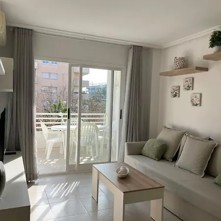 Center-pool-relax-2bed-portaventura-aa9 アパート *