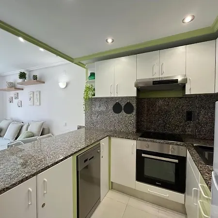Center-pool-relax-2bed-portaventura-aa9 * Σαλού