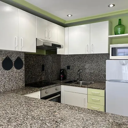 Apartment Center-pool-relax-2bed-portaventura-aa9 *